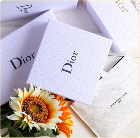 dior 贈り物|dior japan website.